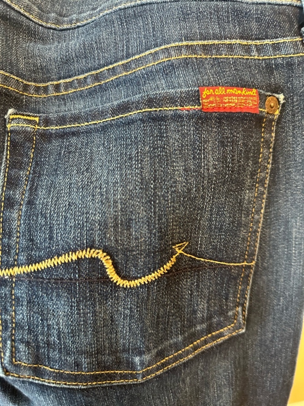 7 For All Mankind Nouveau Bootcut Dark Wash Size 31 - Picture 4 of 4
